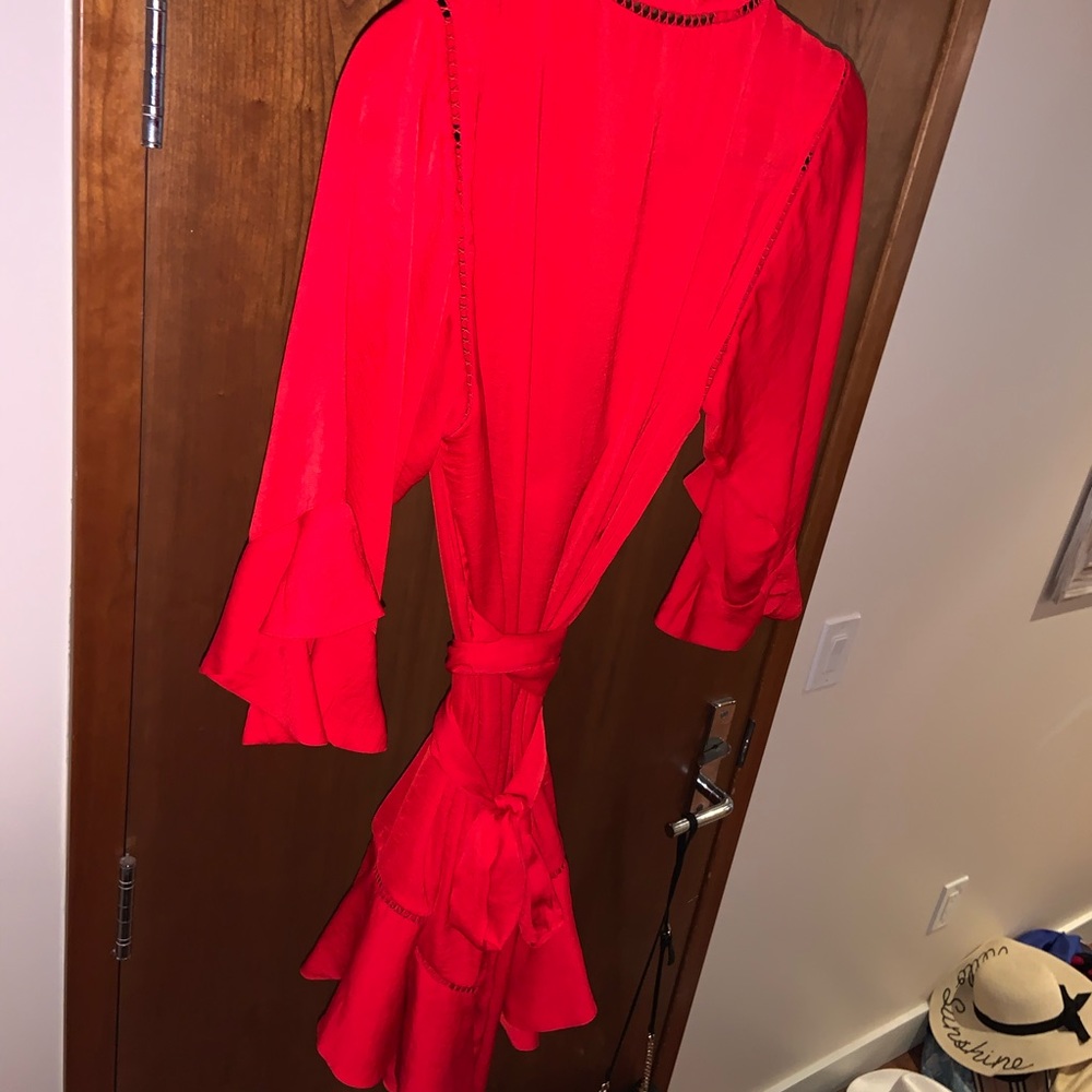 Red dress - Picture 4 of 6